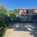 Mit 3 Sz, Direkte Innenstadtlage, Südterrasse, Parkplatz Auf Dem Eigenem Privatgrundstück, 2x E-bike Und E-autoladesäule Inklusive, Konzertkirche, Schauspielhaus, Fh, Jahnsportforum Sowie Der Tollensesee Sind Fußläufig In Ein Paar Minuten Erreic Apartamento